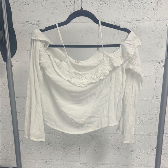 Mossimo Supply Co. White Off-Shoulder Blouse Long Sleeve Size Small - Cute Top - Picture 1 of 4